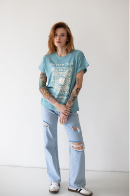 Футболка жіноча